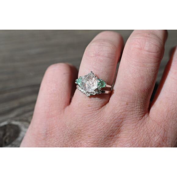 Pear shaped lake county diamond and emerald engagement ring set - Picture 3 of 5